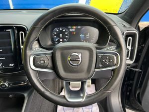 Volvo XC40 T5 RECHARGE 1.5 PLUG-IN HYBRID AUTO // - Image 4