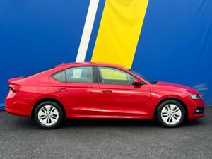 Skoda Octavia TECHNOLOGY 2.0 TDI // PARKING SENSOR - Image 2