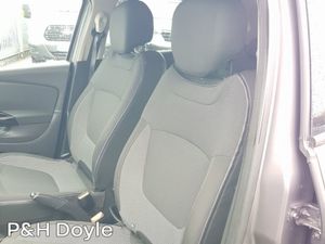 Renault Captur Intense - Image 4