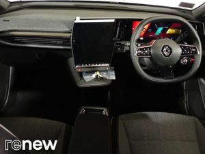 Renault Scenic E-Tech 87kWh 220hp techno - Image 2