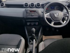 Dacia Duster Essential Blue DCI 115 RE 5DR - Image 2
