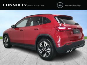 Mercedes-Benz GLA 180 d Progressive Auto - Image 4