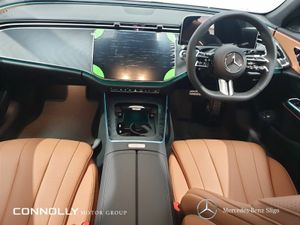Mercedes-Benz E-Class E300 E - Premium - Image 4