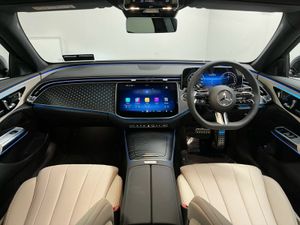 Mercedes-Benz E-Class 300e AMG - 19 Inch Alloys - - Image 4