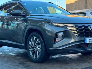 Hyundai Tucson 2WD Executive, Grey Leather, , CAR - Image 4