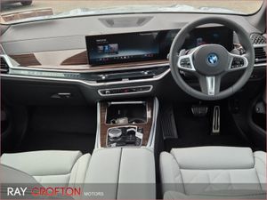 BMW X5 2025 xDrive50e M Sport - Image 4