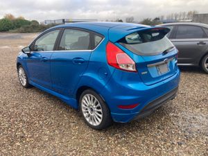Ford fiesta Automatic - Image 3