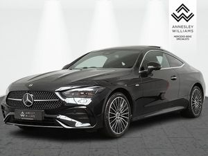 Mercedes-Benz CLE  CLE300e  AMG Line Premium - Image 4