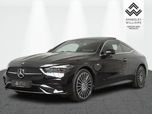 Mercedes-Benz CLE CLE 300e AMG Premium - Image 4