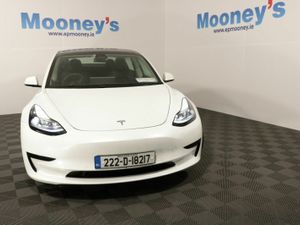 Tesla Model 3 RWD - Image 2