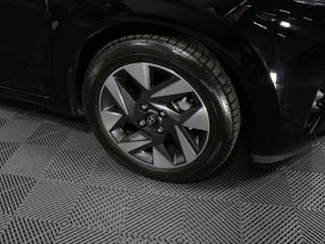 Hyundai i10 DELUXE PLUS 1.0L PETROL HATCHBACK - Image 3