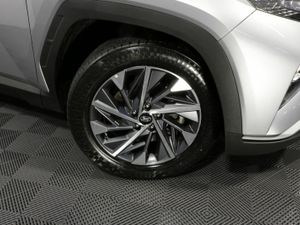 Hyundai Tucson EXECUTIVE 1.6L DIESEL SUV - Image 3