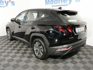 Hyundai Tucson COMFORT PLUS 1.6L DIESEL SUV - Image 4