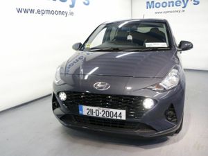 Hyundai i10 DELUXE 1.0L PETROL HATCHBACK - Image 2