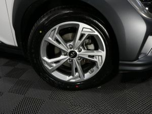 Hyundai KONA EXECUTIVE 1.0L PETROL COMPACT SUV - Image 3