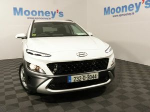 Hyundai KONA EXECUTIVE 1.0L PETROL COMPACT SUV ** - Image 2