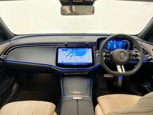 Mercedes-Benz E-Class E 300 DE AMG EDITION PLUS - Image 4