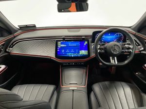 Mercedes-Benz E-Class E 220 D AMG LNE ADVNCED |  3 - Image 4