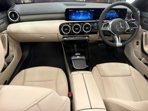 Mercedes-Benz CLA CLA 180 COUPE PROGRESSIVE ED, He - Image 4