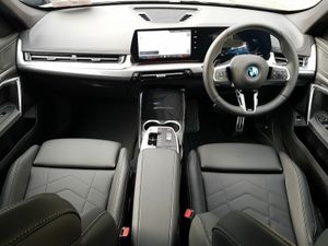 BMW iX1 eDrive20 M Sport - Image 4