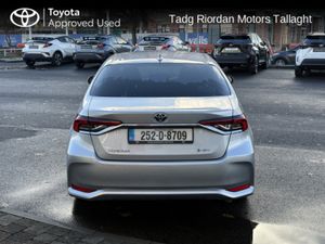 Toyota Corolla SALOON LUNA SPORT*** DEMO SALE *** - Image 4