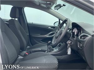 Opel Astra 1.0i Turbo (105PS) S/S 120 YEAR EDITION - Image 4