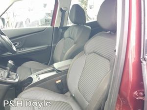 Renault Grand Scenic ICONIC - Image 4