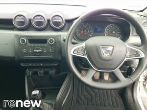 Dacia Duster ESSENTIAL - Image 2