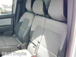 Renault Kangoo ADVANCE AUTOMATIC ML19 E-TECH - Image 4