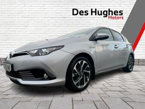 Toyota Auris 2017 Hybrid Sol - Image 3