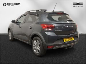 Dacia Sandero Stepway Hatchback Expression - Image 3