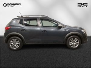 Dacia Sandero Stepway Hatchback Expression - Image 4