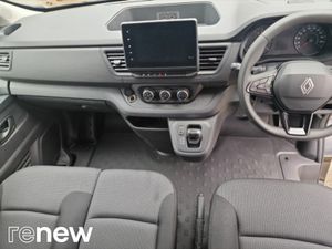 Renault Trafic LL30 150 Advance EDC Auto 9 Speed - Image 2