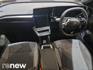 Renault Megane E-Tech EV60 Techno - Image 3