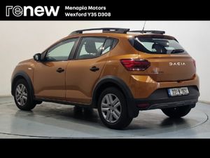 Dacia Sandero Stepway TCe 90 STEPWAY Essential - Image 4
