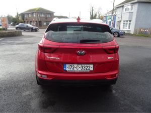 Kia Sportage 1.7 PLATINUM 5DR - Image 2