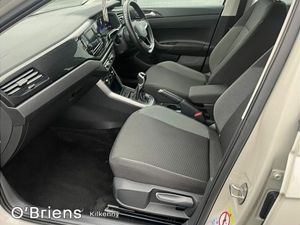Volkswagen Polo LIFE 1.0 TSI 95 BHP 5DR *1 OWNER - - Image 4