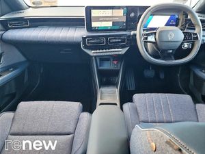 Renault 4 techno 52kWh 150hp - Image 2