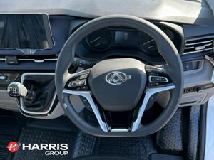 Maxus DELIVER 9 Single Wheel L4 14ft Dropside - Image 4