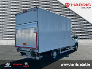 Maxus DELIVER 9 Single Wheel 14ft Luton / Box Body - Image 3