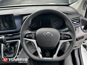 Maxus DELIVER 9 L3H2 Panel Van Base - Image 4