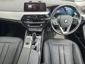 BMW 5-Series 520d SE Auto - Image 4