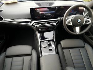 BMW 3-Series 320d M Sport Touring - Image 4