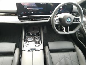 BMW 5-Series 530e M Sport Pro Saloon - Image 4