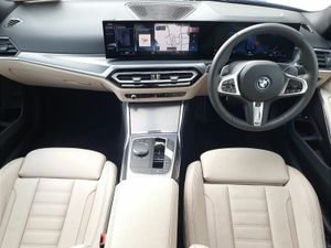 BMW 3-Series 330e xDrive M Sport - Image 4