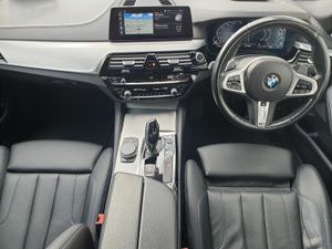 BMW 5-Series 530e xDrive M Sport - Image 4