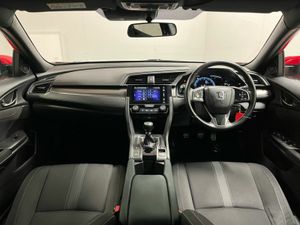 Honda Civic Smart 1.0VTEC Turbo - Reversing Camera - Image 4