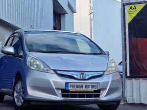 Honda fit Hybrid - Image 2