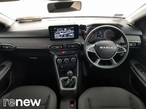 Dacia Jogger TCe 110 Extreme SE - Image 4