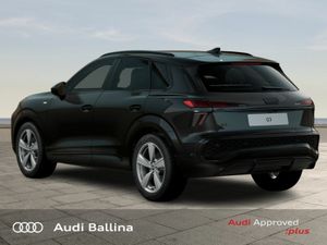 Audi Q3 Q3 S-LINE **BLACK EDITION** - Image 2